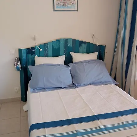 Bed & Breakfast L'ecureuil De L'esterel 4*